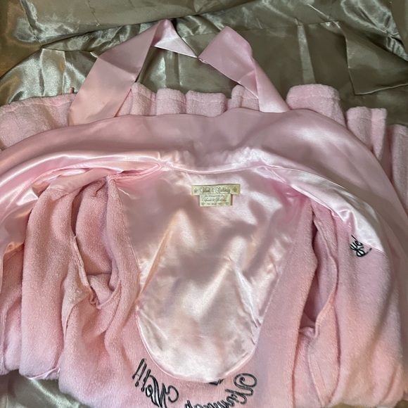Wheels & Dollbaby Bathrobe - Picture 7 of 8